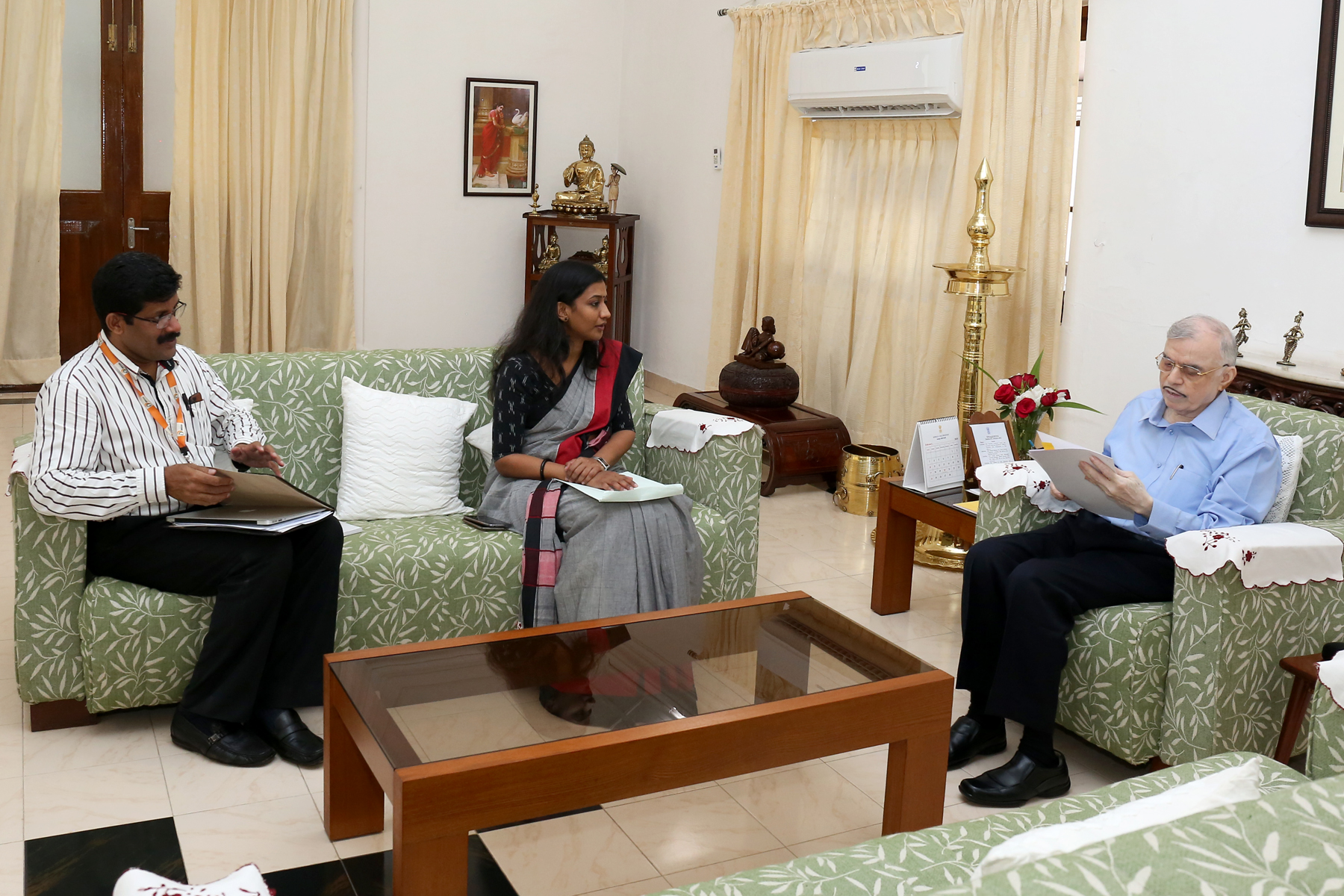 Inviting Governor for Open Group Conference